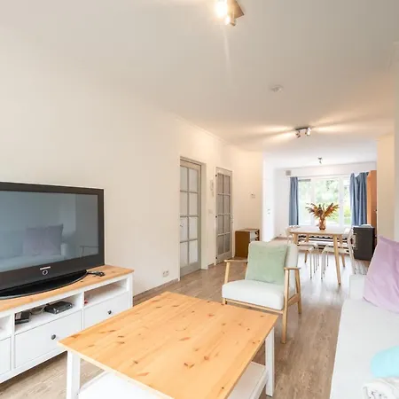 Light-filled With Private Garden Apartment